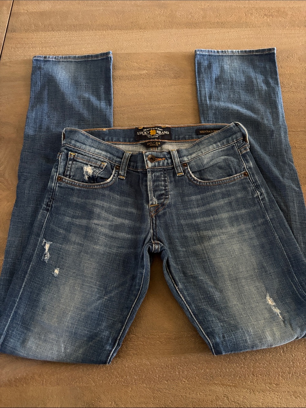 Lucky Brand Men's Faded Blue Skinny Jeans with Light Distressing